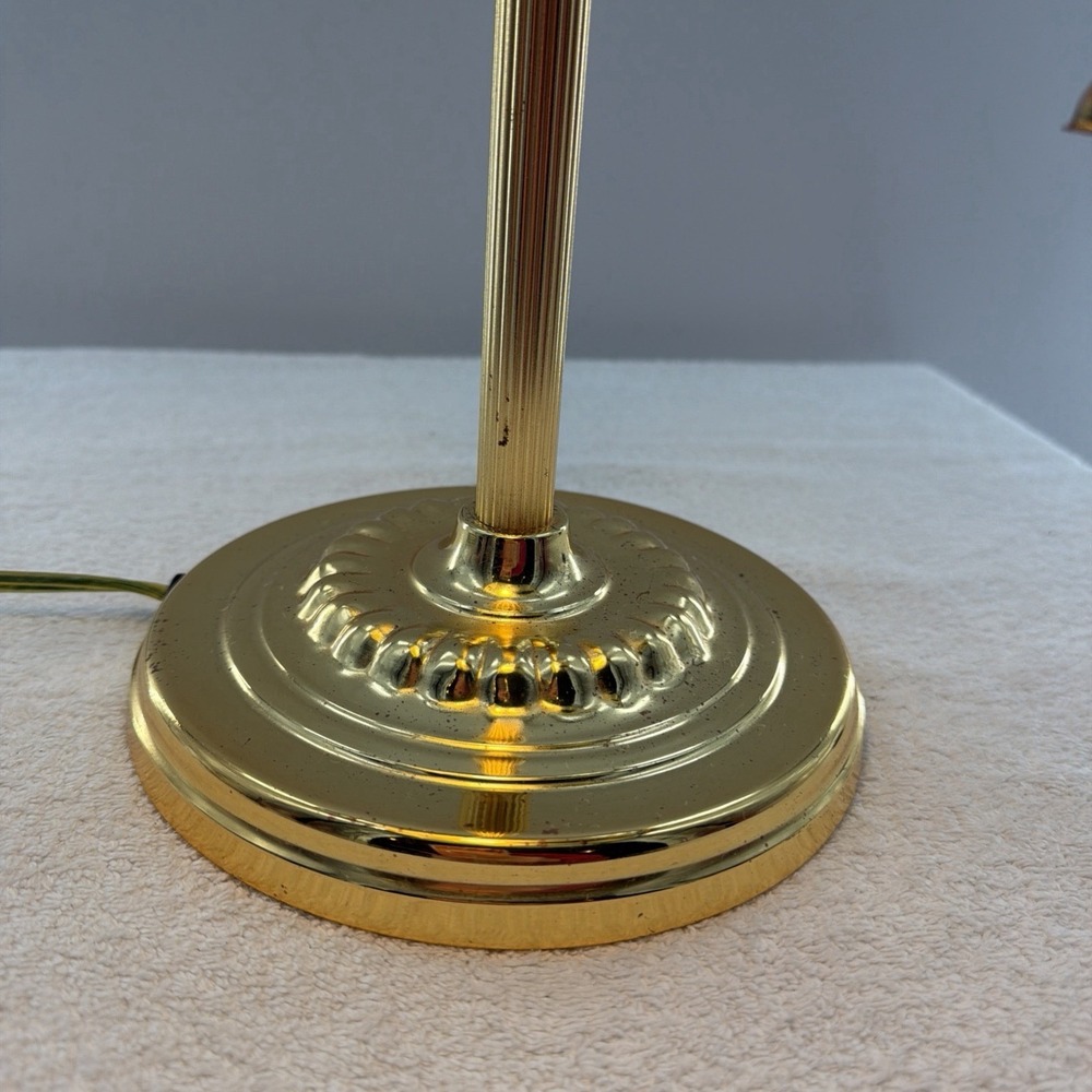 Vintage Brass Banker/Student Desk Lamp - Green Glass Shade - Pull Chain - Picture 4 of 7